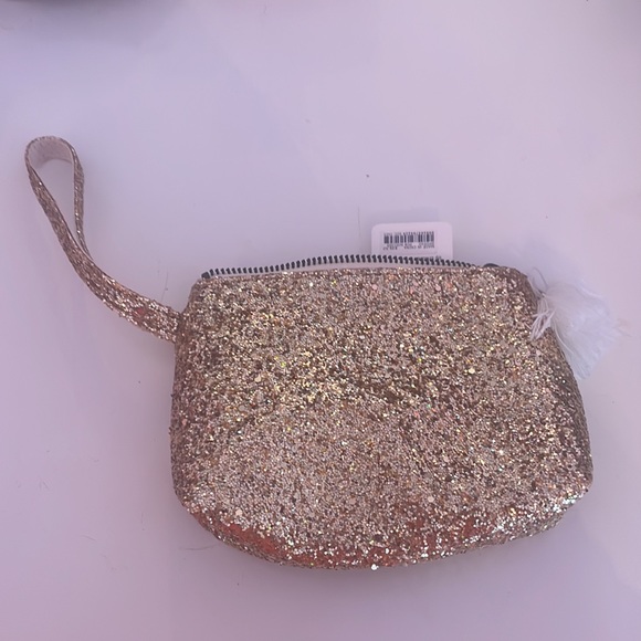 Nwt jcrew gold sequin pouch - Picture 3 of 6